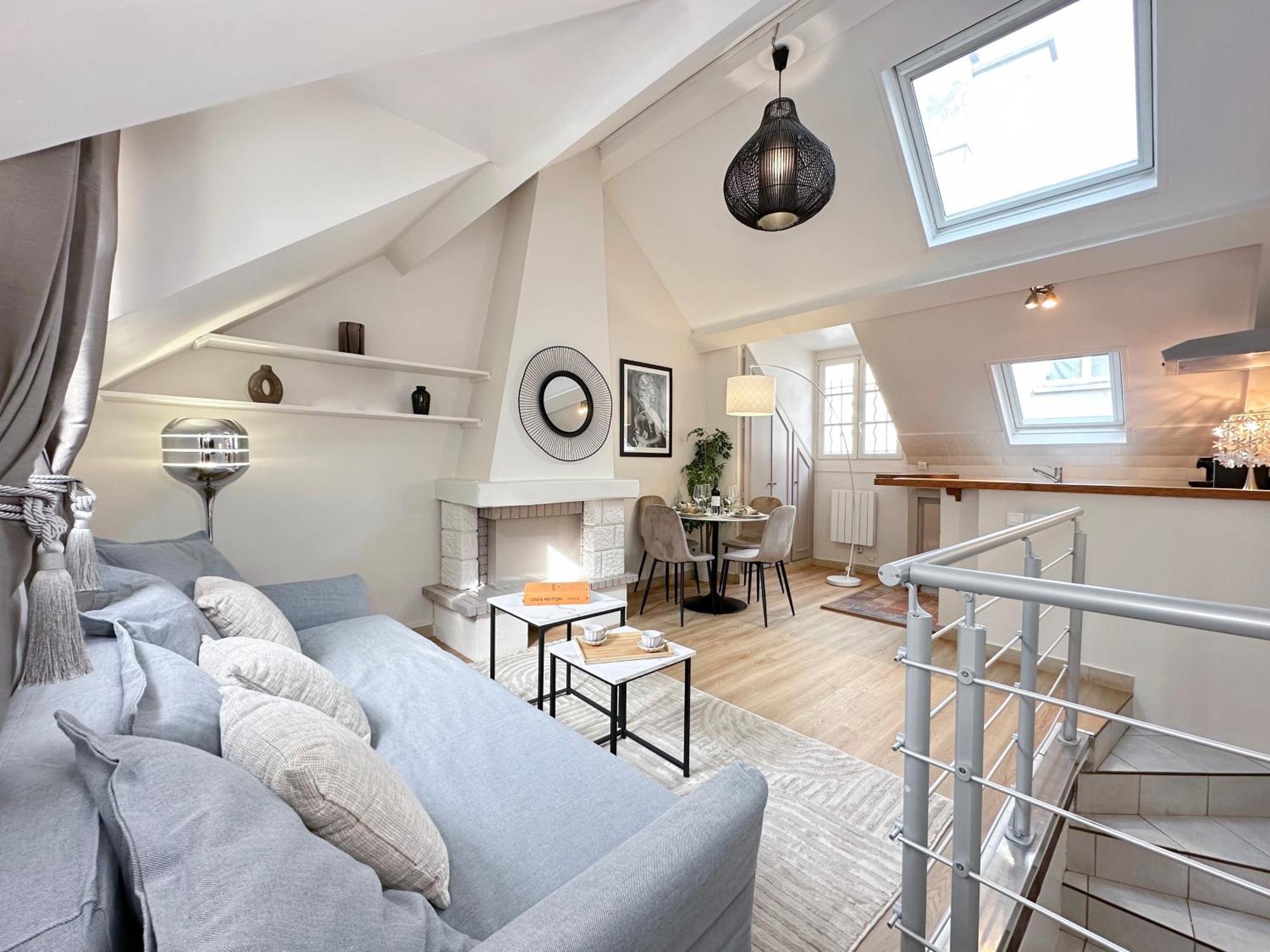 Unique & Beautiful Duplex In Saint-Germain Apartment Paris Exterior photo